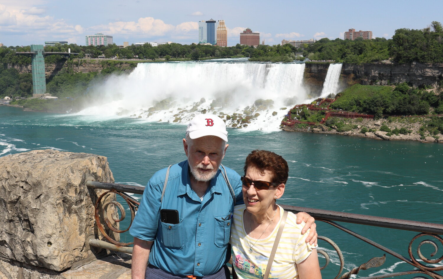 Larry Kessler and his wife, Lynne Cains, on vacation at Niagara Falls.
